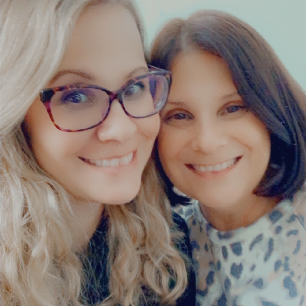 Meet your Poshers, Susan and Teri.